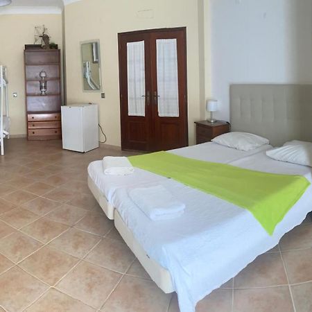 Lagos Marina Guest House Bagian luar foto