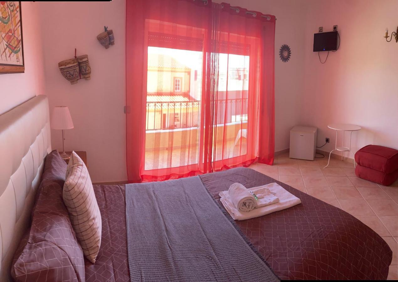 Lagos Marina Guest House Bagian luar foto